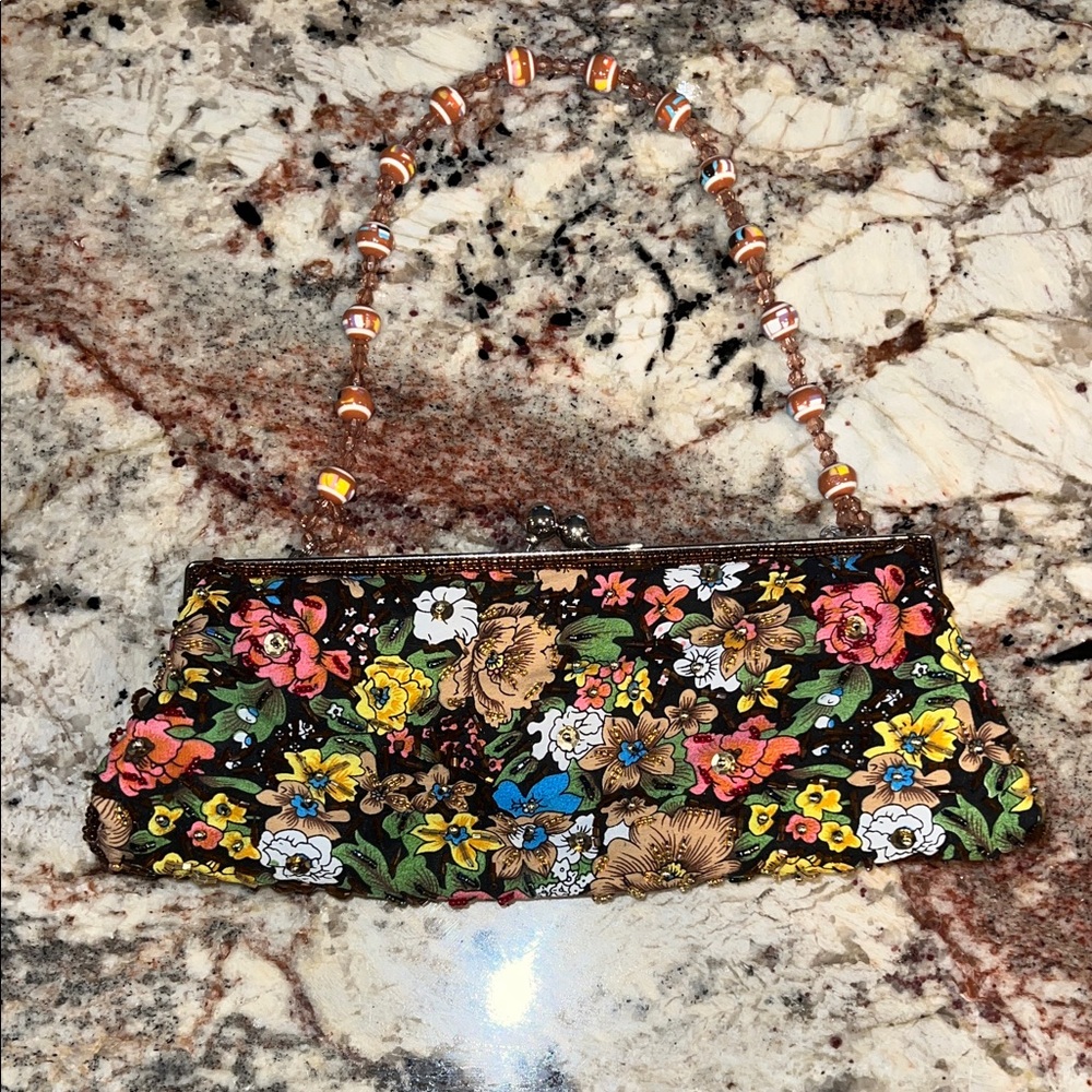 Floral Beaded Handle Clutch